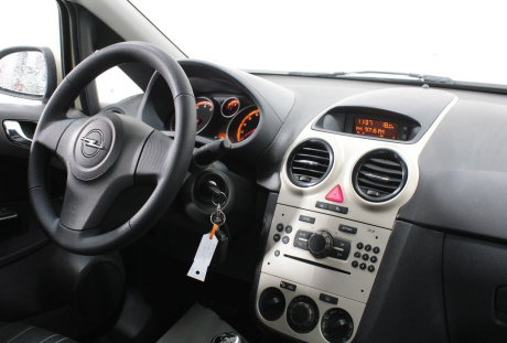 Opel Corsa 2007 года с пробегом 119 028 км, фото 11