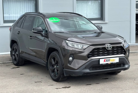 Toyota RAV 4 2021 года с пробегом 84 068 км, фото 3