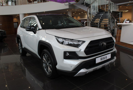 Toyota RAV 4 2024 года с пробегом 43 км, фото 1