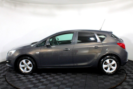 Opel Astra 2014 года с пробегом 116 086 км, фото 8