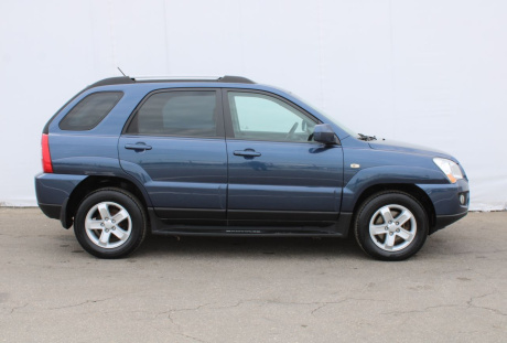 Kia Sportage 2010 года с пробегом 120 500 км, фото 4