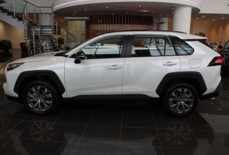 Toyota RAV 4 2024 года с пробегом 43 км, фото 4
