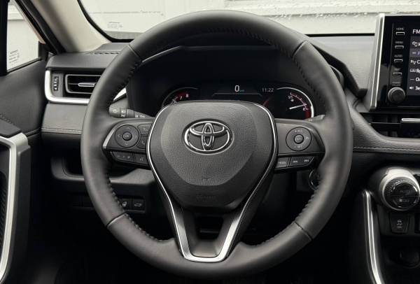 Toyota RAV 4 2021 года с пробегом 84 068 км, фото 17