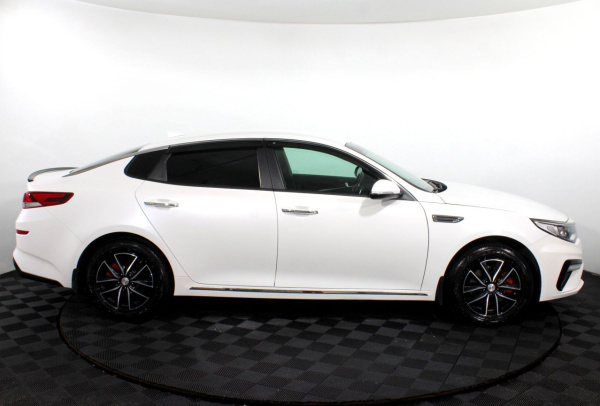 Kia Optima 2019 года с пробегом 102 372 км, фото 4